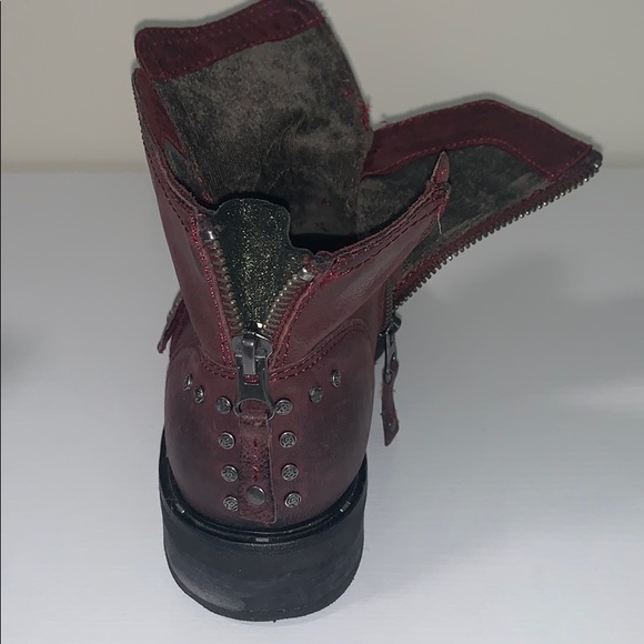 OTBT Eggplant Frontage Ankle Boot - Picture 8 of 9